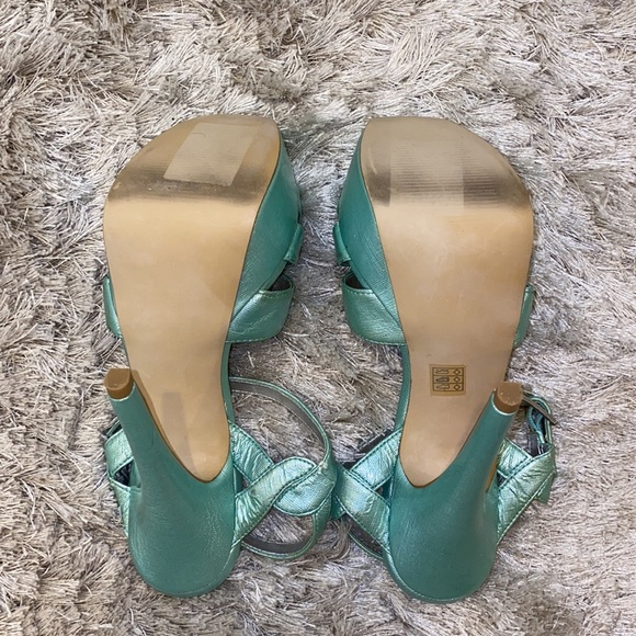 Michael by Michale Korrs Paulina Heels - Picture 4 of 8